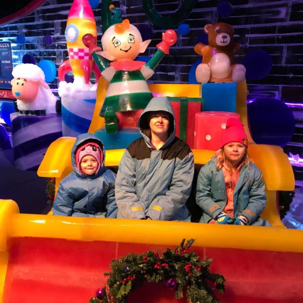 Meet your Posher, Joni